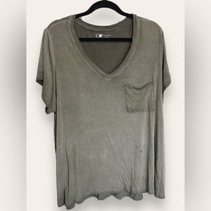 Women’s plus size tee